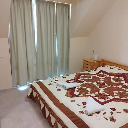 Shipka Comfort Like アパート